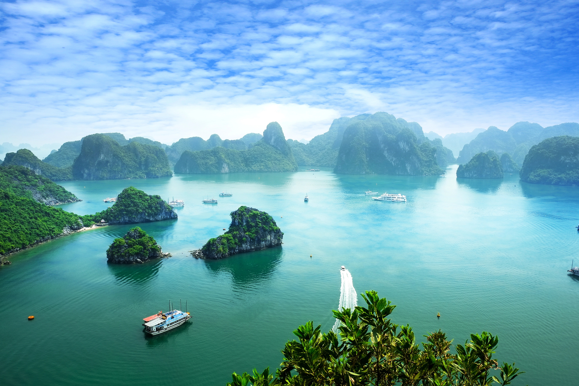 halong-bay.jpg